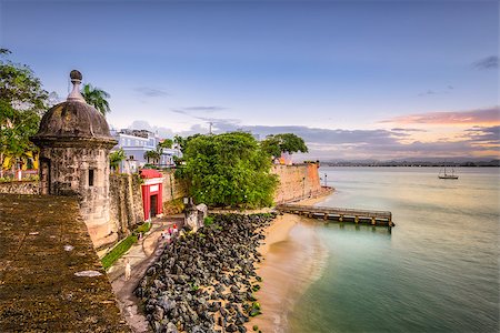 sentinel - San Juan, Puerto Rico Caribbean coast along Paseo de la Princesa. Stock Photo - Budget Royalty-Free & Subscription, Code: 400-08861647