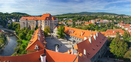 simsearch:400-05193127,k - panorama of castle in Cesky Krumlov, Czech republic Stock Photo - Budget Royalty-Free & Subscription, Code: 400-08888119