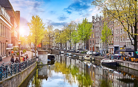 simsearch:400-07820254,k - Channel in Amsterdam Netherlands houses river Amstel landmark old european city spring landscape. Stock Photo - Budget Royalty-Free & Subscription, Code: 400-09221423
