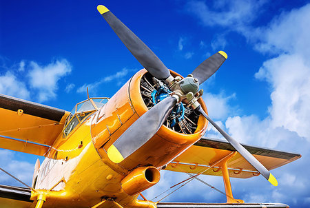 simsearch:400-08188604,k - propeller of an historical aircraft Stock Photo - Budget Royalty-Free & Subscription, Code: 400-09222590
