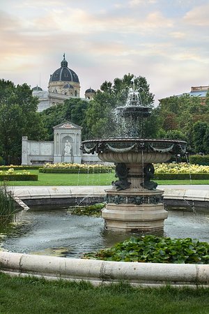 simsearch:400-05162857,k - Fountain with park and museum in background in Vienna Stock Photo - Budget Royalty-Free & Subscription, Code: 400-09273963