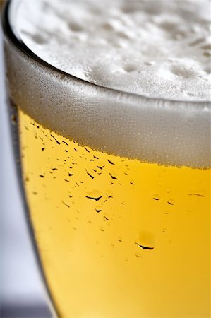 simsearch:622-07519538,k - close up of beer Stock Photo - Budget Royalty-Free & Subscription, Code: 400-03911778