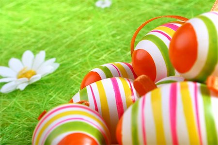 simsearch:700-01173313,k - Painted Colorful Easter Eggs on green Grass Stock Photo - Budget Royalty-Free & Subscription, Code: 400-03913014