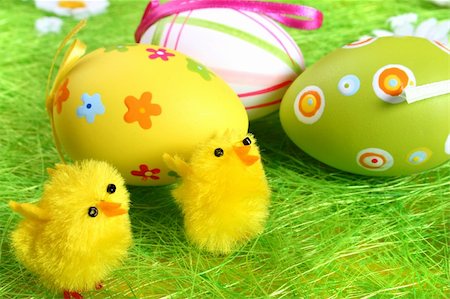 simsearch:700-01173313,k - Painted Colorful Easter Eggs on green Grass Stock Photo - Budget Royalty-Free & Subscription, Code: 400-03913012