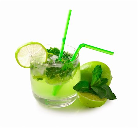 simsearch:400-03965729,k - Mojito cocktail & ingredients isolated on white background Stock Photo - Budget Royalty-Free & Subscription, Code: 400-03913924