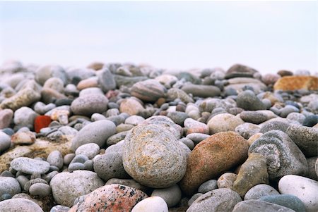simsearch:400-04016023,k - Background of colofrul beach pebbles of different shapes and water Stock Photo - Budget Royalty-Free & Subscription, Code: 400-03922212