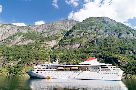 Cruise boat on the Sognefjord near Gudvangen in the western area of Norway. Stock Photo - Budget Royalty-Free & Subscription, Code: 400-03939514