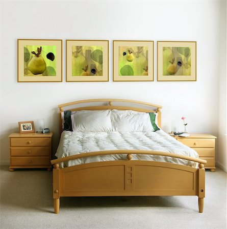 The pictures on the wall and on the nightstand are my own images Foto de stock - Super Valor sin royalties y Suscripción, Código: 400-03944604