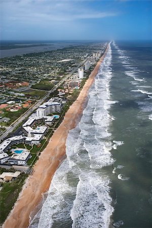 simsearch:400-04377093,k - Aerial view of Ormond Beach, Flordia with oceanfront buildings. Stock Photo - Budget Royalty-Free & Subscription, Code: 400-03948607