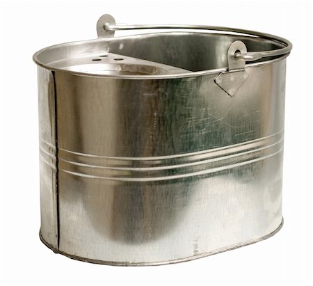 Galvanized steel bucket shot on a white background, includes Clipping Path Foto de stock - Super Valor sin royalties y Suscripción, Código: 400-03940403