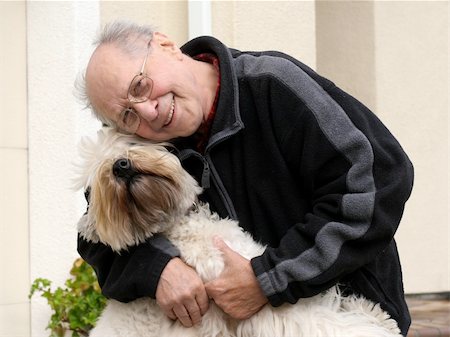 An old man and his dog Photographie de stock - Aubaine LD & Abonnement, Code: 400-03940447