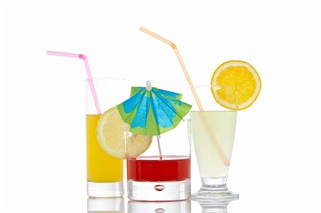 simsearch:400-03965729,k - A set of glasses with beverages, reflected on white background Stock Photo - Budget Royalty-Free & Subscription, Code: 400-03951285