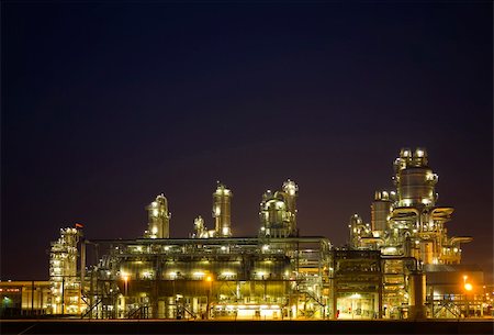 simsearch:400-05908531,k - Refinery at night in the Port of Rotterdam, Europoort, Holland Stock Photo - Budget Royalty-Free & Subscription, Code: 400-03967598