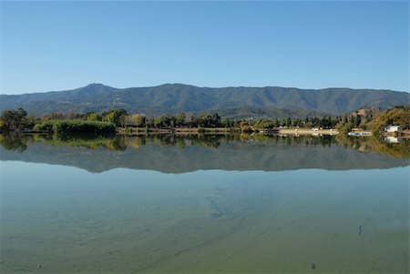 Reflections in Lake Almaden, San Jose, California Stock Photo - Budget Royalty-Free & Subscription, Code: 400-03967670