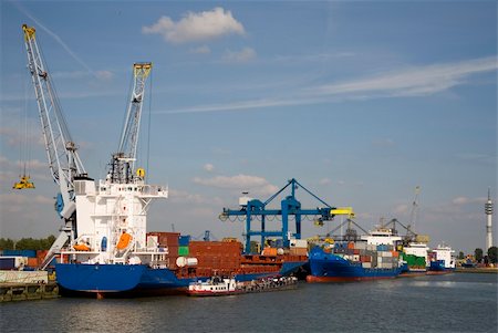 simsearch:700-02757233,k - Cranes and carriers in the Port of Rotterdam, the Netherlands Stock Photo - Budget Royalty-Free & Subscription, Code: 400-03971316