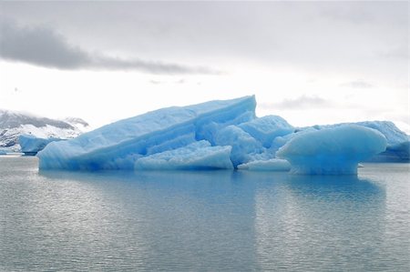 perito moreno glacier - scenic winter landscape Stock Photo - Budget Royalty-Free & Subscription, Code: 400-03986040