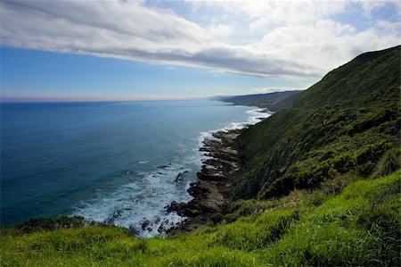 simsearch:400-06641969,k - Southern coast of Australia while driving down the Great Ocean Road. Foto de stock - Super Valor sin royalties y Suscripción, Código: 400-03991713