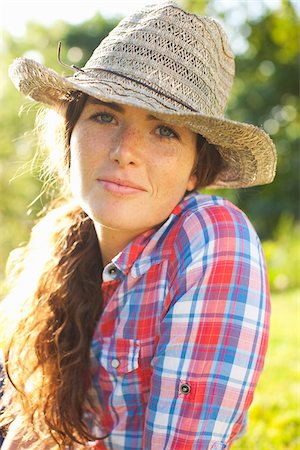 Portrait of Young Woman, Eugene, Lane County, Oregon, USA Foto de stock - Sin royalties Premium, Código: 600-04931742