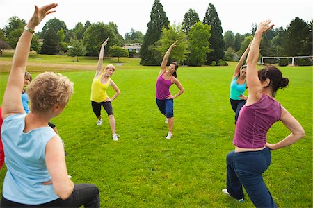 seniors group not family - Group of Women Working-Out, Portland, Multnomah County, Oregon, USA Stock Photo - Premium Royalty-Free, Code: 600-04931794