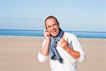 french men - Man On Beach, Camaret-sur-Mer, Finistere, Bretagne, France Stock Photo - Premium Royalty-Free, Code: 600-05389138