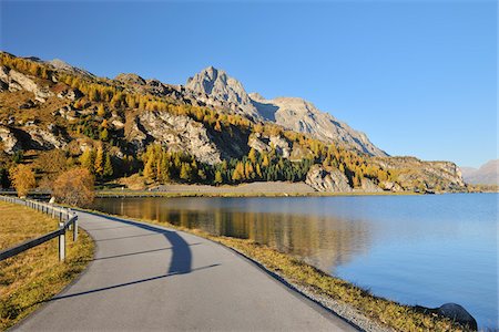 Lakeside Road in Autumn, Silsersee, Maloja, Engadin, Canton of Graubunden, Switzerland Stock Photo - Premium Royalty-Free, Code: 600-05524301