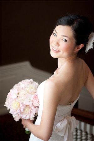 strapless - Bride, Ontario, Canada Stock Photo - Premium Royalty-Free, Code: 600-05641972