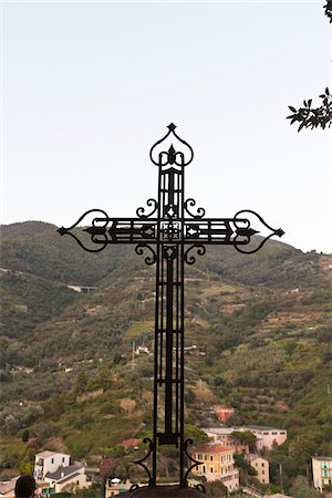 Iron Cross, Capuchin Monastery, San Cristoforo Hill, Monterosso al Mare, Cinque Terre, Ligurian Coast, Italy Stock Photo - Premium Royalty-Free, Code: 600-05756262