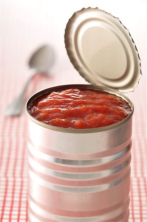 Open Can of Tomato Sauce Stock Photo - Premium Royalty-Free, Code: 600-06025203