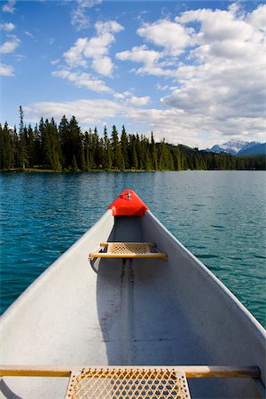 Canoe on Beauvert Lake, Jasper National Park, Alberta, Canada Stock Photo - Premium Royalty-Free, Code: 600-06125580