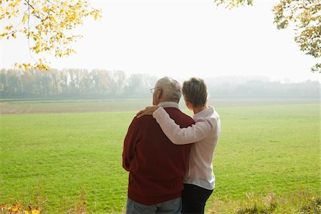 elderly lady back - Mature Woman with Senior Father in Autumn, Lampertheim, Hesse, Germany Stock Photo - Premium Royalty-Free, Code: 600-06397462