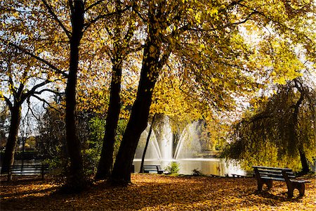 Salinensee, Bad Duerrheim, Black Forest, Schwarzwald-Baar, Baden-Wurttemberg, Germany Stock Photo - Premium Royalty-Free, Code: 600-06397532