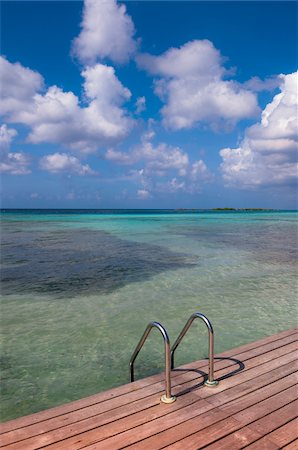 simsearch:600-06431260,k - Quai et l'eau, Mangel Halto Beach, Aruba, petites Antilles, des Caraïbes Photographie de stock - Premium Libres de Droits, Code: 600-06431275