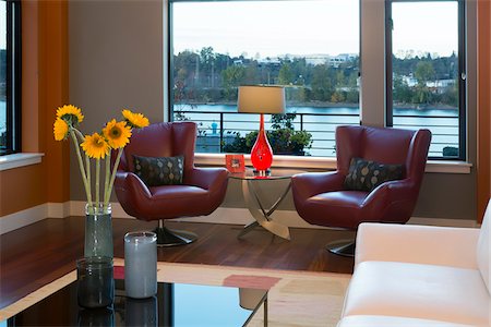 Modern Style Living Room with River View, Portland, Oregon, USA Stock Photo - Premium Royalty-Free, Code: 600-06808739