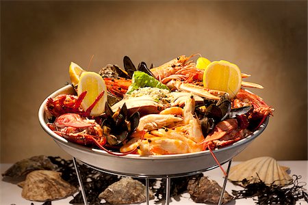 frank rossbach - Variety of Seafood on Serving Plate, Studio Shot Stock Photo - Premium Royalty-Free, Code: 600-06899726