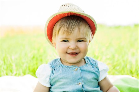 Portrait of Baby Girl Outdoors, Mannheim, Baden-Wurttemberg, Germany Stock Photo - Premium Royalty-Free, Code: 600-06892791