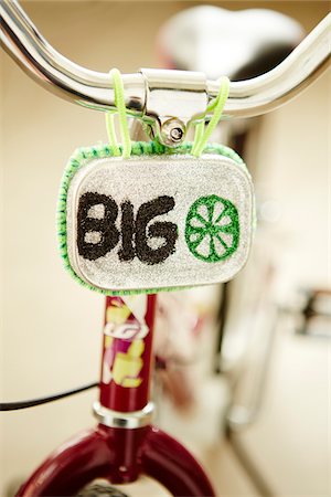 Close-up of Big Bike Sign on bicycle, studio shot Stock Photo - Premium Royalty-Free, Code: 600-07156223