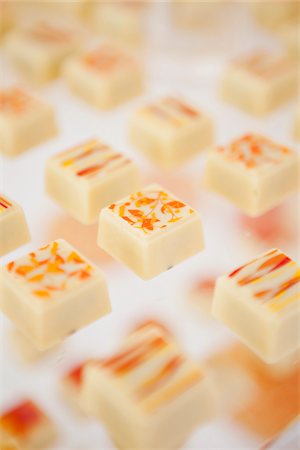 simsearch:600-07067653,k - Close-up of white, chocolate desserts, Ontario, Canada Stock Photo - Premium Royalty-Free, Code: 600-07199818
