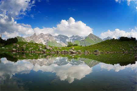 Mountain Lake with Mountain Range in Summer, Guggersee, Obersdorf, Allgau, Alps, Swabia, Bavaria, Germany Foto de stock - Royalty Free Premium, Número: 600-07279167