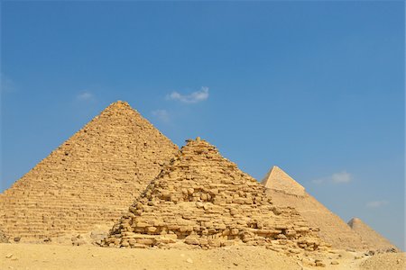 Pyramids of Giza, Giza, Cairo, Egypt, Africa Stock Photo - Premium Royalty-Free, Code: 600-07279176