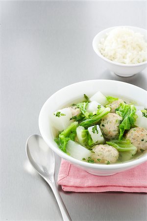 simsearch:600-05973291,k - Bowl of Dumpling Soup with Side of Rice, Studio Shot Stock Photo - Premium Royalty-Free, Code: 600-07311260
