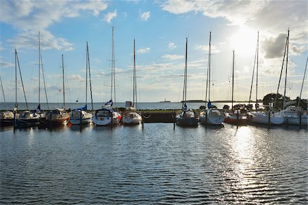 Marina with sailboats, Harbour at Orth, Schleswig-Holstein, Baltic Island of Fehmarn, Baltic Sea, Germany Foto de stock - Sin royalties Premium, Código: 600-07564055
