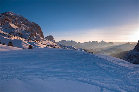 ski trail - Passo Gardena and Sella Group, Val Gardena, Bolzano District, Trentino Alto Adige, Dolomites, Italy Stock Photo - Premium Royalty-Free, Code: 600-07745056