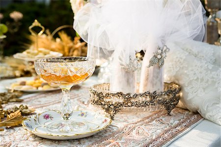 Bowl of Honey at Sofre-ye-Aghd for Persian Wedding Ceremony Stock Photo - Premium Royalty-Free, Code: 600-08059980