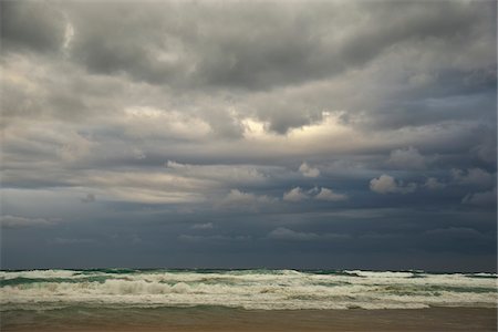 Dark Clouds over Rough Sea, Majorca, Balearic Islands, Spain Fotografie stock - Premium Royalty-Free, Codice: 600-08102868