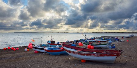 Colorful Fishing Boats on Beach, Klitmoller, North Jutland, Denmark Foto de stock - Sin royalties Premium, Código: 600-08519480