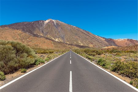 Road with Pico del Teide Mountain, Parque Nacional del Teide, Tenerife, Canary Islands, Spain Stock Photo - Premium Royalty-Free, Code: 600-08783060