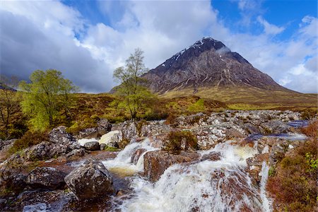 simsearch:700-03508663,k - Waterfall on River Coupal and mountain range Buachaille Etive Mor at Glen Coe in Scotland, United Kingdom Stock Photo - Premium Royalty-Free, Code: 600-08973456
