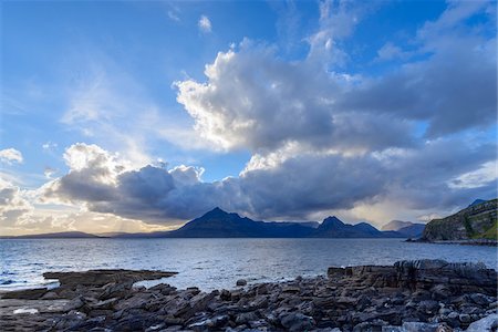 simsearch:862-03713411,k - Scottish coast with dramatic clouds over Loch Scavaig on the Isle of Skye in Scotland, United Kingdom Stock Photo - Premium Royalty-Free, Code: 600-08986267