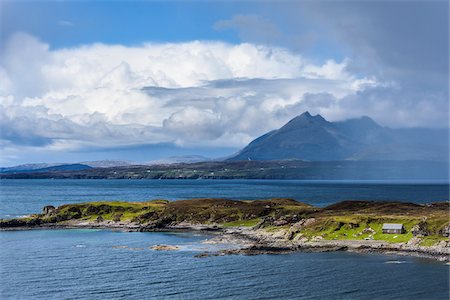 simsearch:6118-08399701,k - Scottish coast with dramatic cloud formations on the Isle of Skye in Scotland, United Kingdom Stock Photo - Premium Royalty-Free, Code: 600-08986306