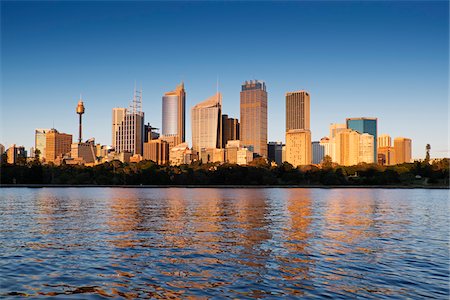 Sydney Harbour and skyline of the Central Business District in Sydney, Australia Stock Photo - Premium Royalty-Free, Code: 600-09013845